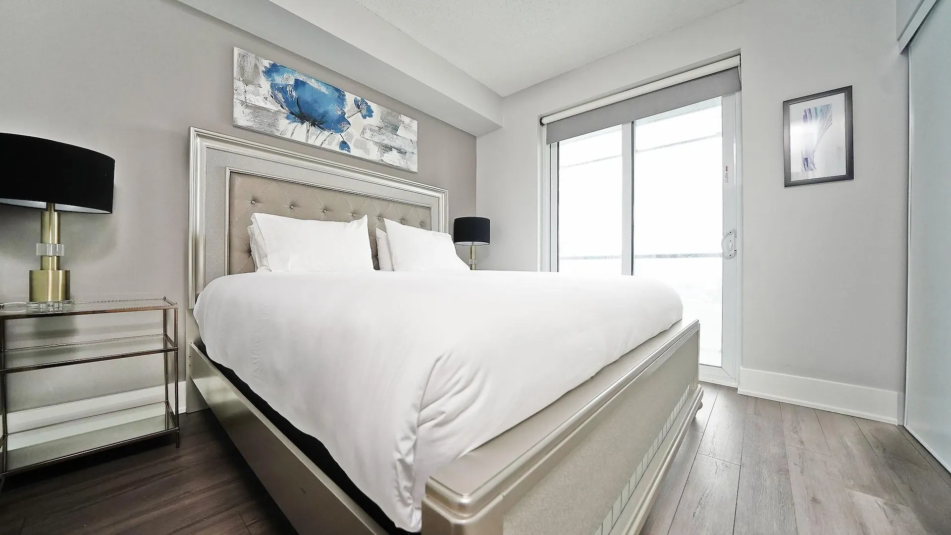 Grand Royal Condos - Cn Tower Apartment Toronto