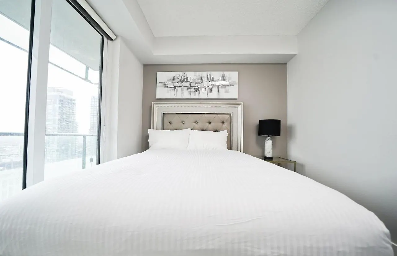 Grand Royal Condos - Cn Tower Toronto