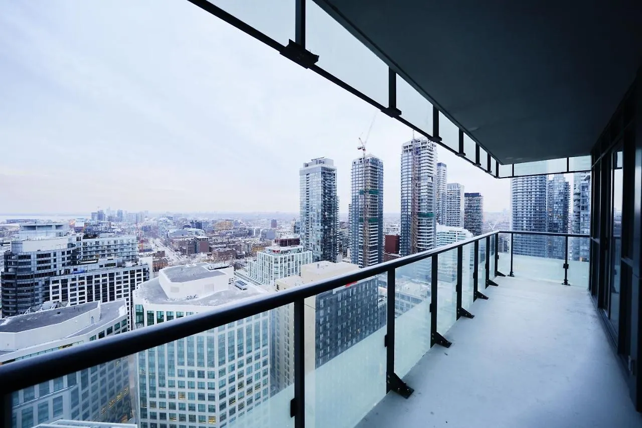 Grand Royal Condos - Cn Tower Toronto